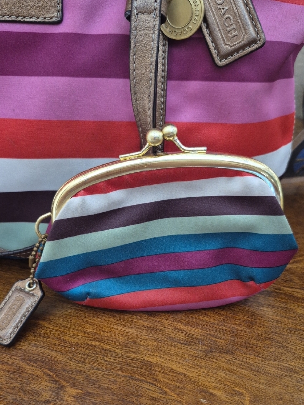 Coach legacy Stripe Sateen Tote Bag with Coin Purse - Picture 4 of 11